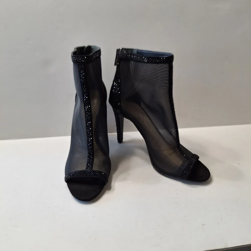 Jessica Simpson step out